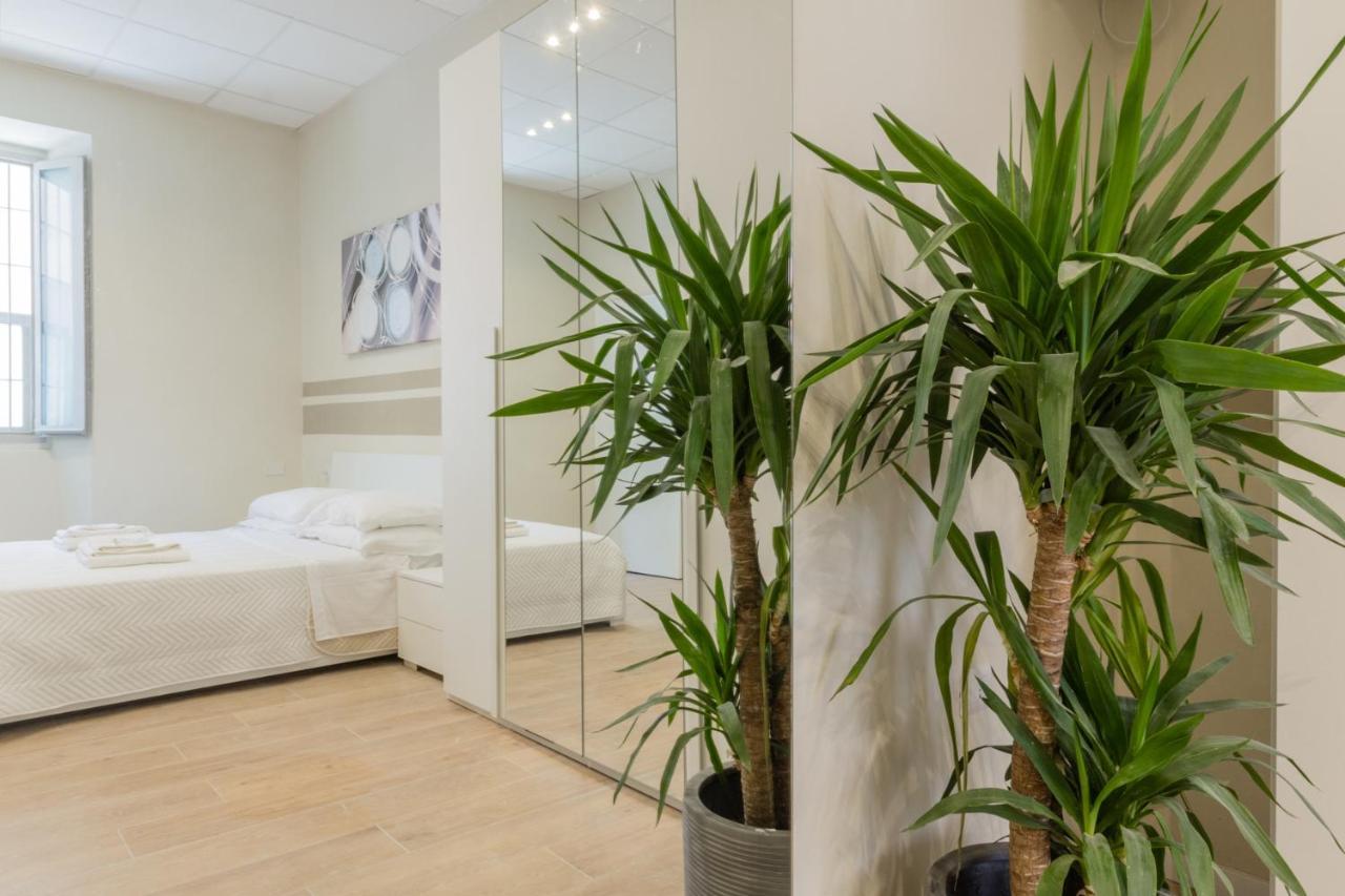 Center Rooms 皮亚琴察 外观 照片