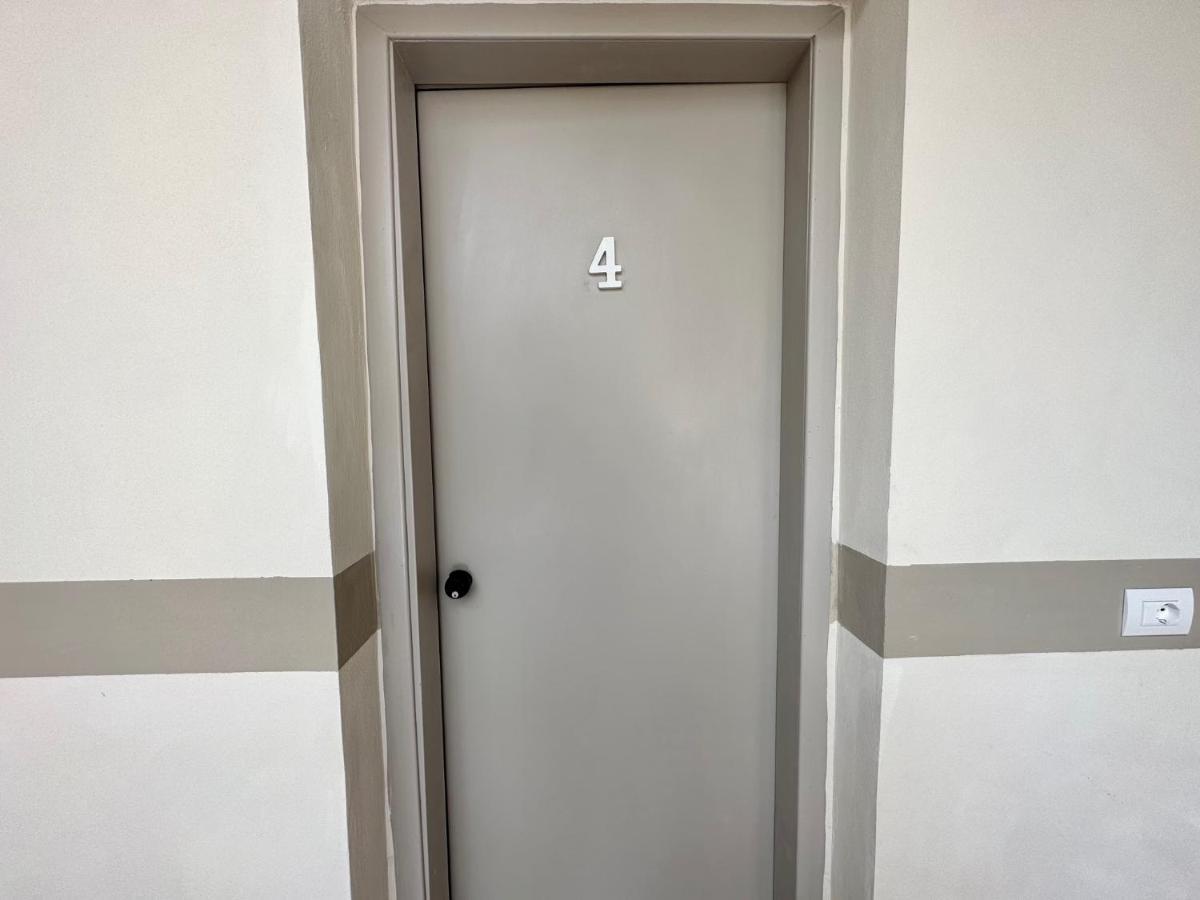 Center Rooms 皮亚琴察 外观 照片
